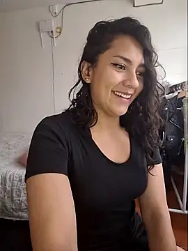 Snapshot of Thaliacooper_ chatting on 01.30.25 Thaliacooper online show from 01.30.25