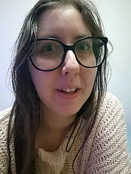 Snapshot of Sarah459 chatting on 07.28.26 Sarah459 online show from 07.28.26