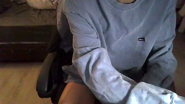 Snapshot of kaikai_0804 chatting on 11.28.25 kaikai 0804 online show from 11.28.25