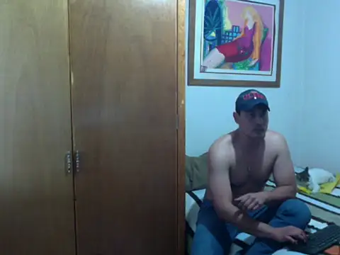 Snapshot of Zordomud0 chatting on 12.16.25 Zordomud0 online show from 12.16.25