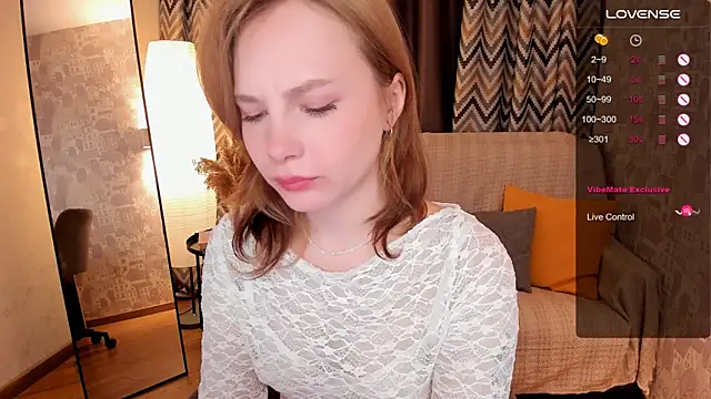 Snapshot of LanaBlu_ chatting on 01.16.25 LanaBlu online show from 01.16.25