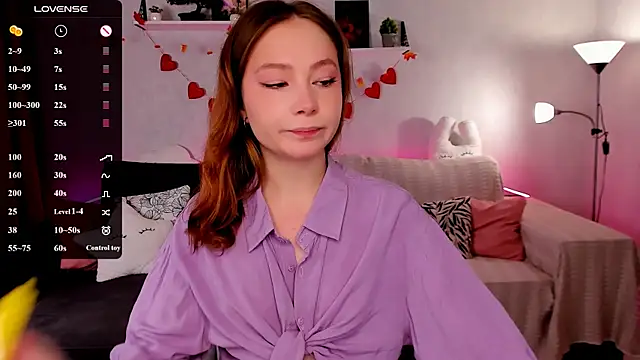 Snapshot of LanaBlu_ chatting on 11.30.25 LanaBlu online show from 11.30.25