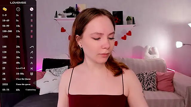 Snapshot of LanaBlu_ chatting on 12.03.25 LanaBlu online show from 12.03.25