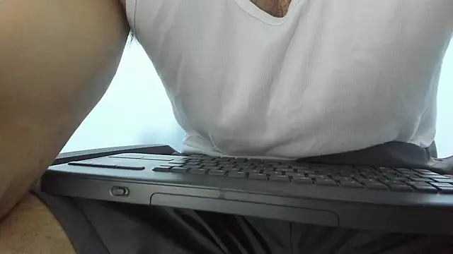 Snapshot of _Poseidon1_ chatting on 01.28.25 Poseidon1 online show from 01.28.25