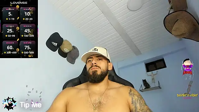 Snapshot of _Poseidon1_ chatting on 09.13.25 Poseidon1 online show from 09.13.25