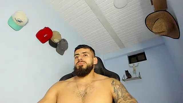 Snapshot of _Poseidon1_ chatting on 10.02.25 Poseidon1 online show from 10.02.25