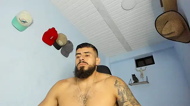 Snapshot of _Poseidon1_ chatting on 10.16.25 Poseidon1 online show from 10.16.25