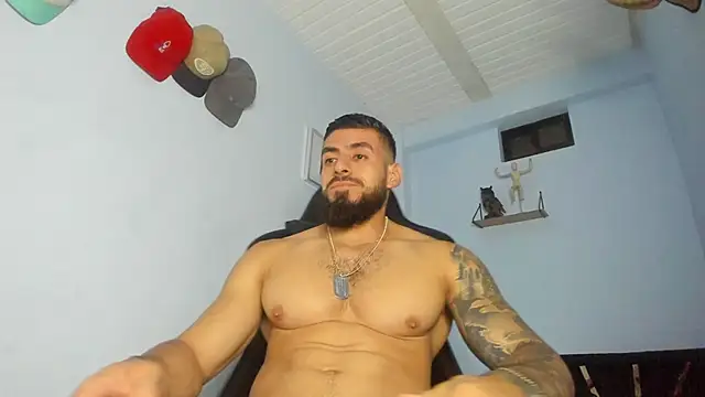 Snapshot of _Poseidon1_ chatting on 11.14.25 Poseidon1 online show from 11.14.25