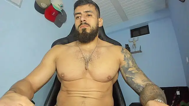 Snapshot of _Poseidon1_ chatting on 11.29.25 Poseidon1 online show from 11.29.25