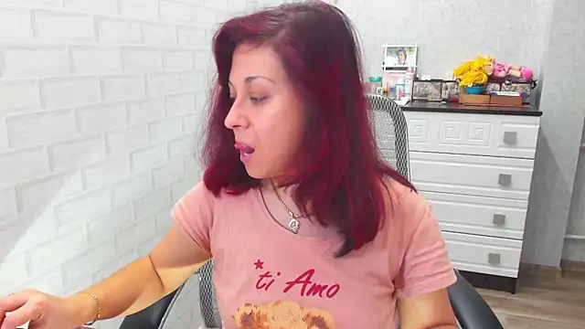 TeasyLana online show from 12.03.24