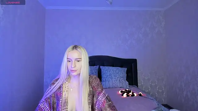 Amanda054 online show from 12.23.24