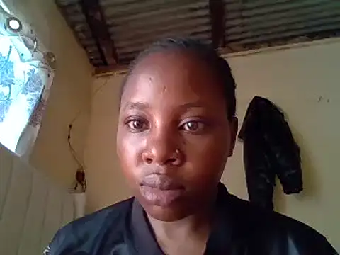 Queen loveer online show from 03.15.25