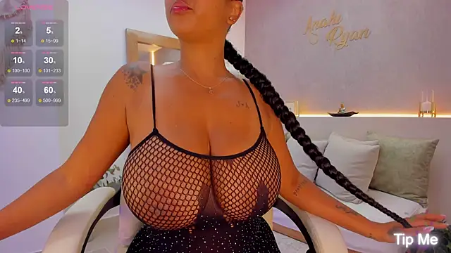 Snapshot of anahi_ryan_ chatting on 03.13.25 anahi ryan online show from 03.13.25