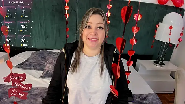 PandoraB  online show from 02.16.25