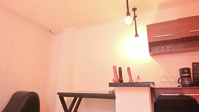 AnastasiaTaylor  online show from 04.15.26