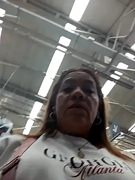 Jadeee  online show from 02.04.25