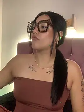 angellique 22 online show from 02.07.25