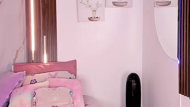 mia six66 online show from 03.21.26