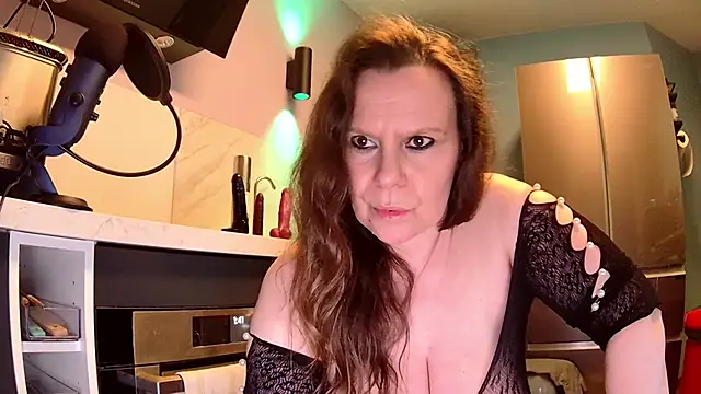 Endrocleia online show from 12.17.24