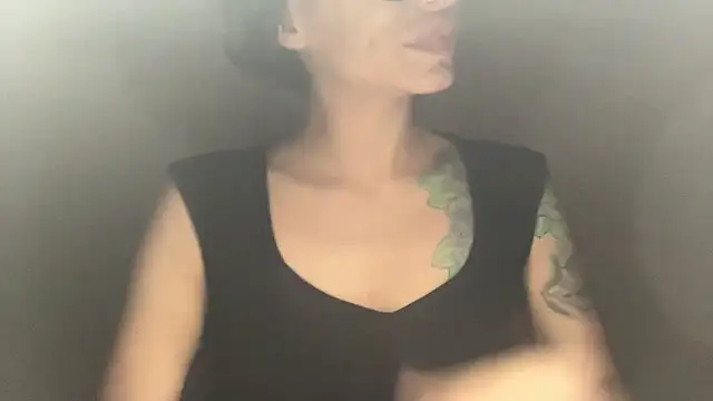 Snapshot of myloveforyouu chatting on 04.09.26 myloveforyouu online show from 04.09.26