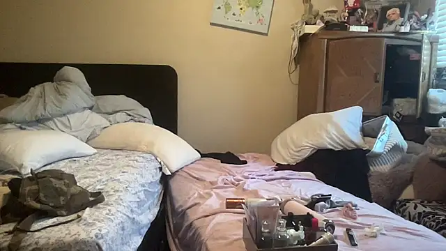 Snapshot of myloveforyouu chatting on 04.15.26 myloveforyouu online show from 04.15.26