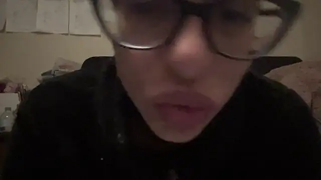 Snapshot of myloveforyouu chatting on 04.22.26 myloveforyouu online show from 04.22.26
