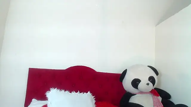 Luluu 08 online show from 02.27.25