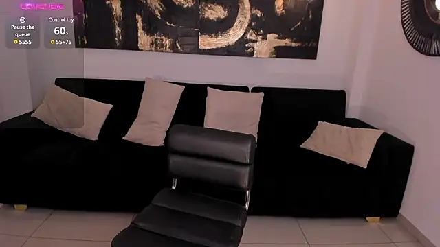 Snapshot of MariaHerrera_ chatting on 12.07.24 MariaHerrera online show from 12.07.24