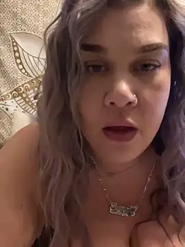 LolaBeretta online show from 01.24.25