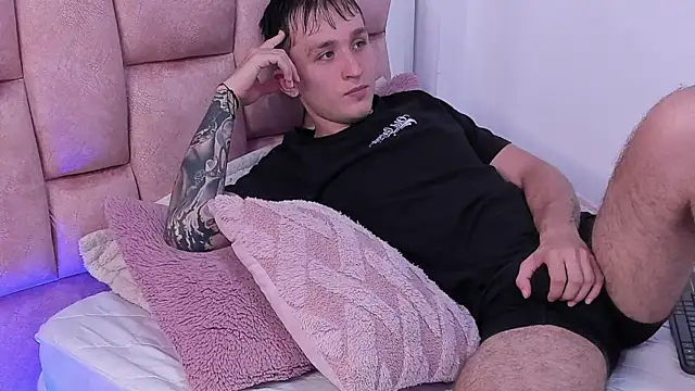 Dylanwhite23  online show from 03.16.25