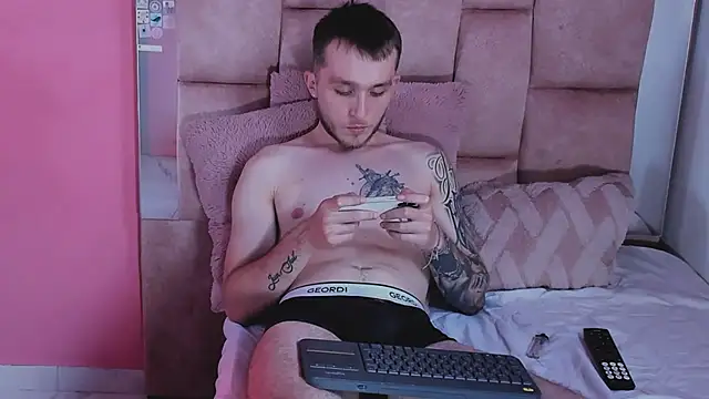 Dylanwhite23  online show from 04.23.26