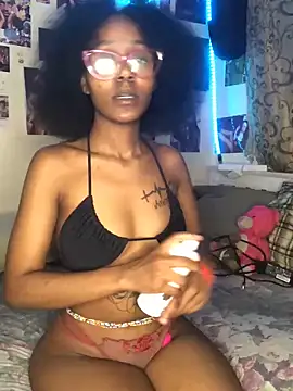 naughtybitches5 online show from 03.19.25