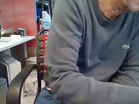 Snapshot of Raimundo1971 chatting on 10.29.25 Raimundo1971 online show from 10.29.25