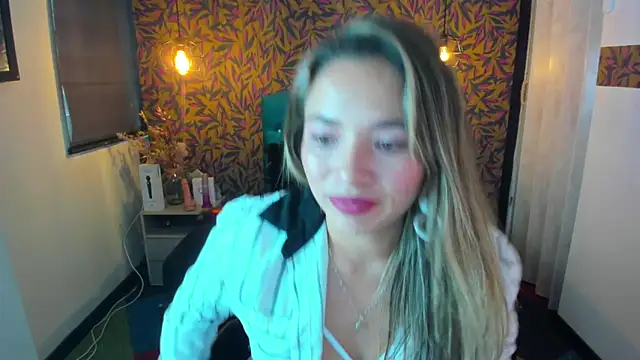 ArielleJones online show from 02.15.25