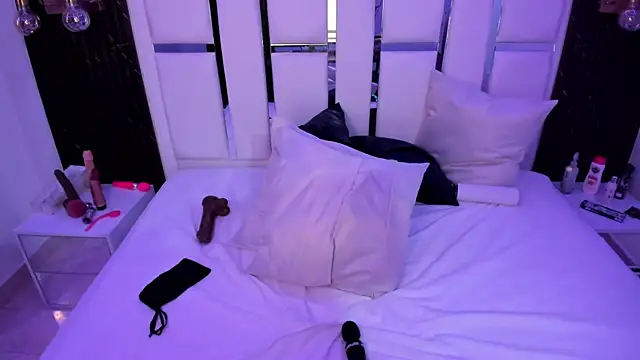 tamhy ferrara online show from 12.12.24