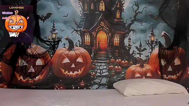 Snapshot of Juliette__3 chatting on 10.27.25 Juliette 3 online show from 10.27.25