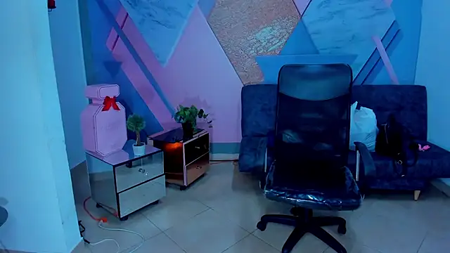 AngelaCoffee online show from 09.28.25