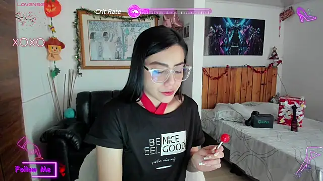 LauGrayJ online show from 02.19.25