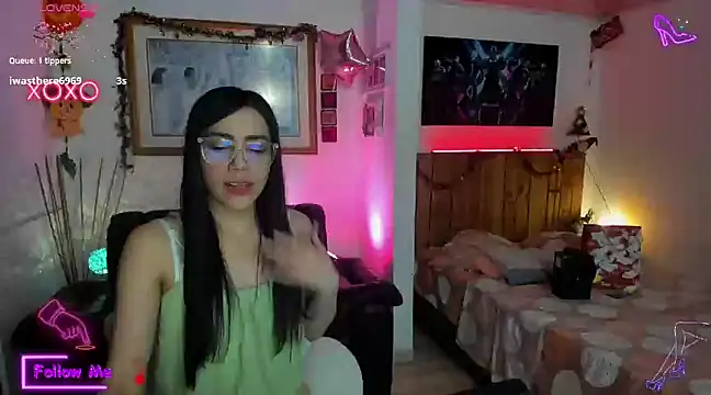 LauGrayJ online show from 03.15.25