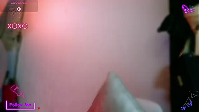 LauGrayJ online show from 10.24.25