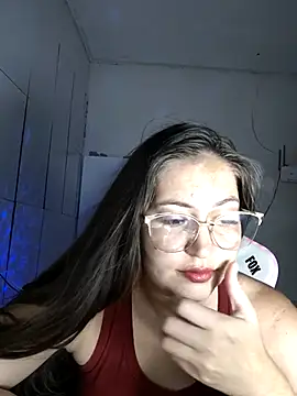 Snapshot of dani123unica chatting on 09.19.25 dani123unica online show from 09.19.25