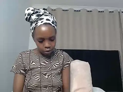 Snapshot of sexxyykittyy chatting on 09.11.25 sexxyykittyy online show from 09.11.25