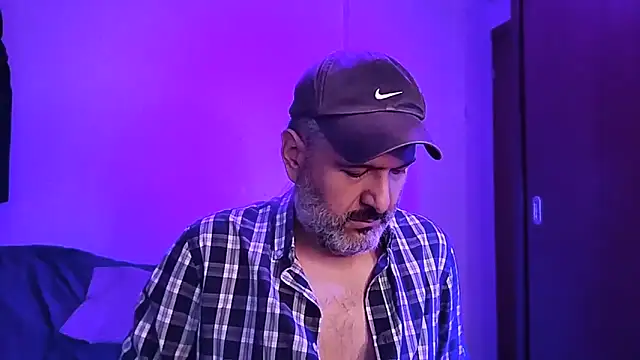 BushBator online show from 11.14.25