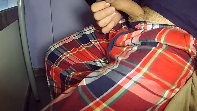 Snapshot of vladimirput4 chatting on 12.19.24 vladimirput4 online show from 12.19.24