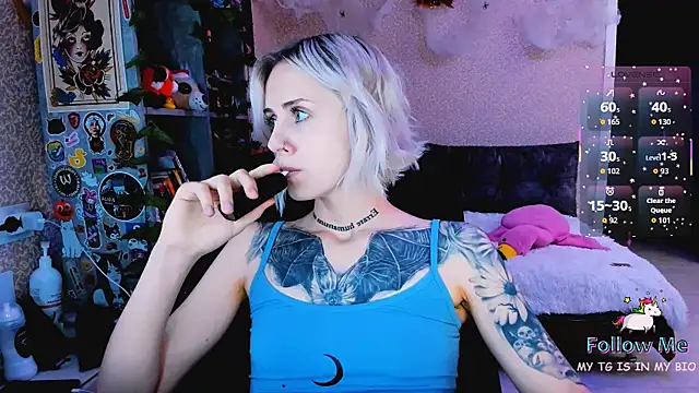 NaniMoore online show from 11.28.25