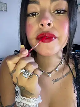 Snapshot of Dulce-diosa chatting on 02.07.25 Dulce-diosa online show from 02.07.25