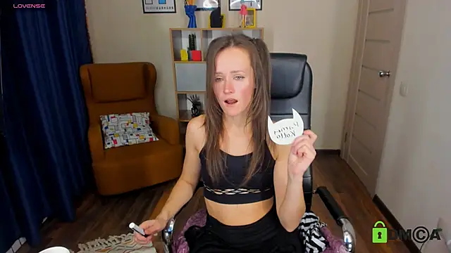 Snapshot of FrancescaCollins chatting on 12.09.24 FrancescaCollins online show from 12.09.24