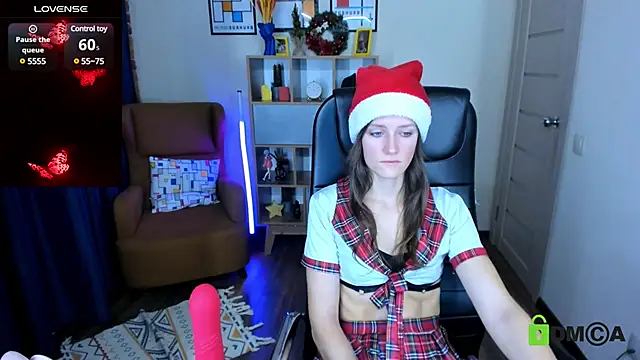 Snapshot of FrancescaCollins chatting on 12.26.24 FrancescaCollins online show from 12.26.24