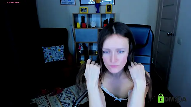 Snapshot of FrancescaCollins chatting on 01.28.25 FrancescaCollins online show from 01.28.25