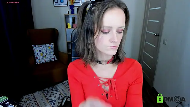 Snapshot of FrancescaCollins chatting on 09.28.25 FrancescaCollins online show from 09.28.25